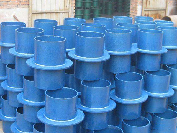 ���Է�ˮ�׹ܰ��b��ܿڑ������ߴ�